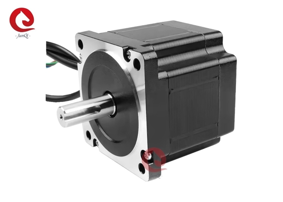 JUNQI Nema34 3 Fazlı Hibrit Adımlı Motor 1.2 derece 67mm Uzunluk 2.0N.M CNC Makine Parçaları