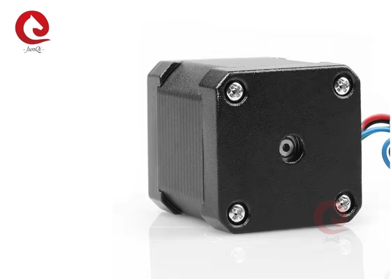 Nema17 42*47mm 0.44N.m 1.68A 2Fazlı 24VDC Sanayi Makinesi için Hibrit Adımlı Motor