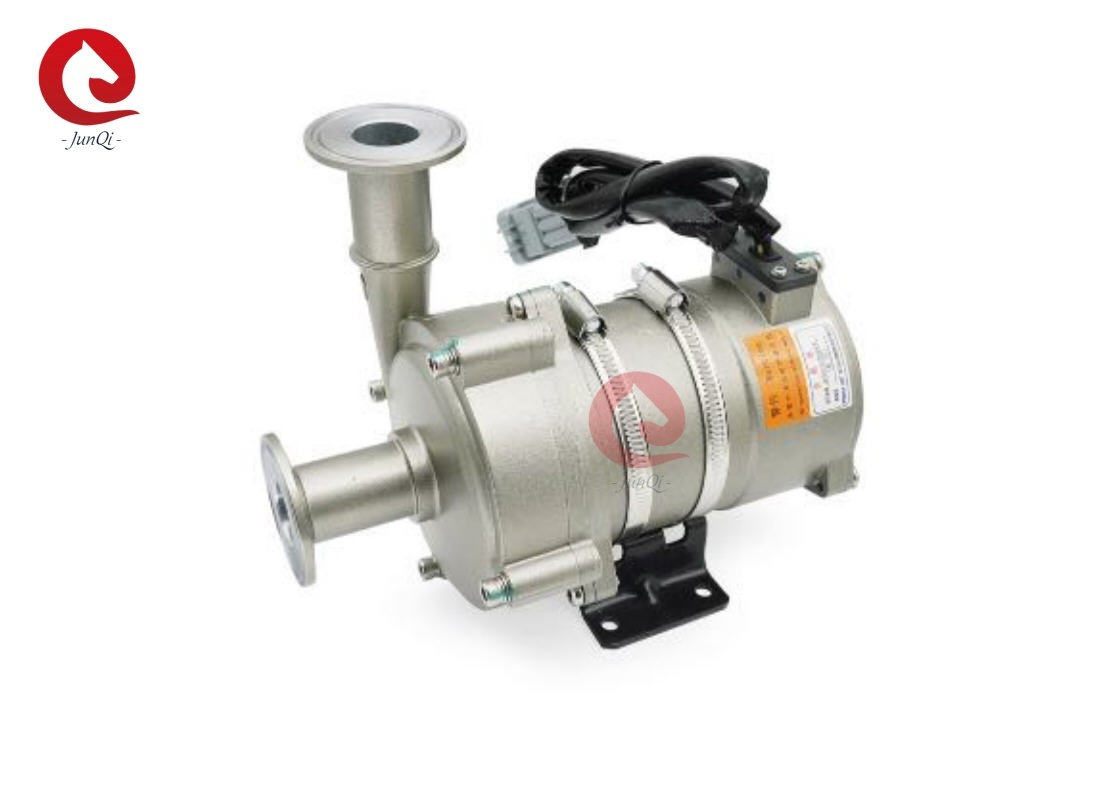 JUNQI JP300C Chuck Plakalı Fırçasız DC Su Pompası 24V 300W Veri Merkezi Soğutma Sistemi İçin